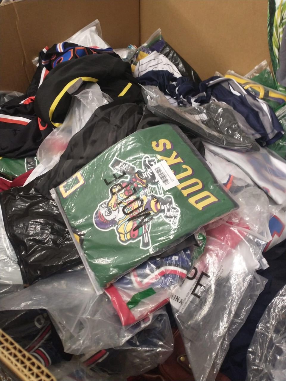 Brand jerseys Pallet - Image 3