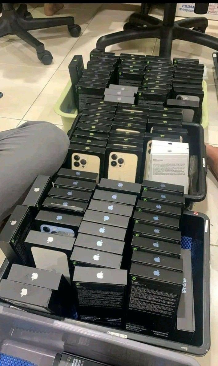 Buy iPhone Liquidation Pallets - Image 7