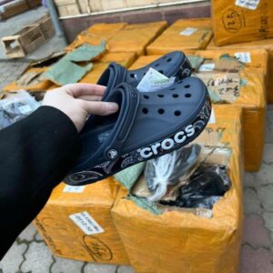 Alternative view of Crocs PALLETS