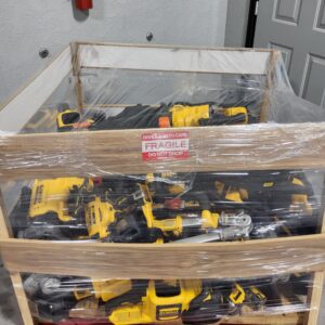 DEWALT LOOSE TOOL PALLET - Image 3
