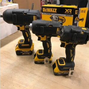 DeWalt tool pallet liquidation - Image 4