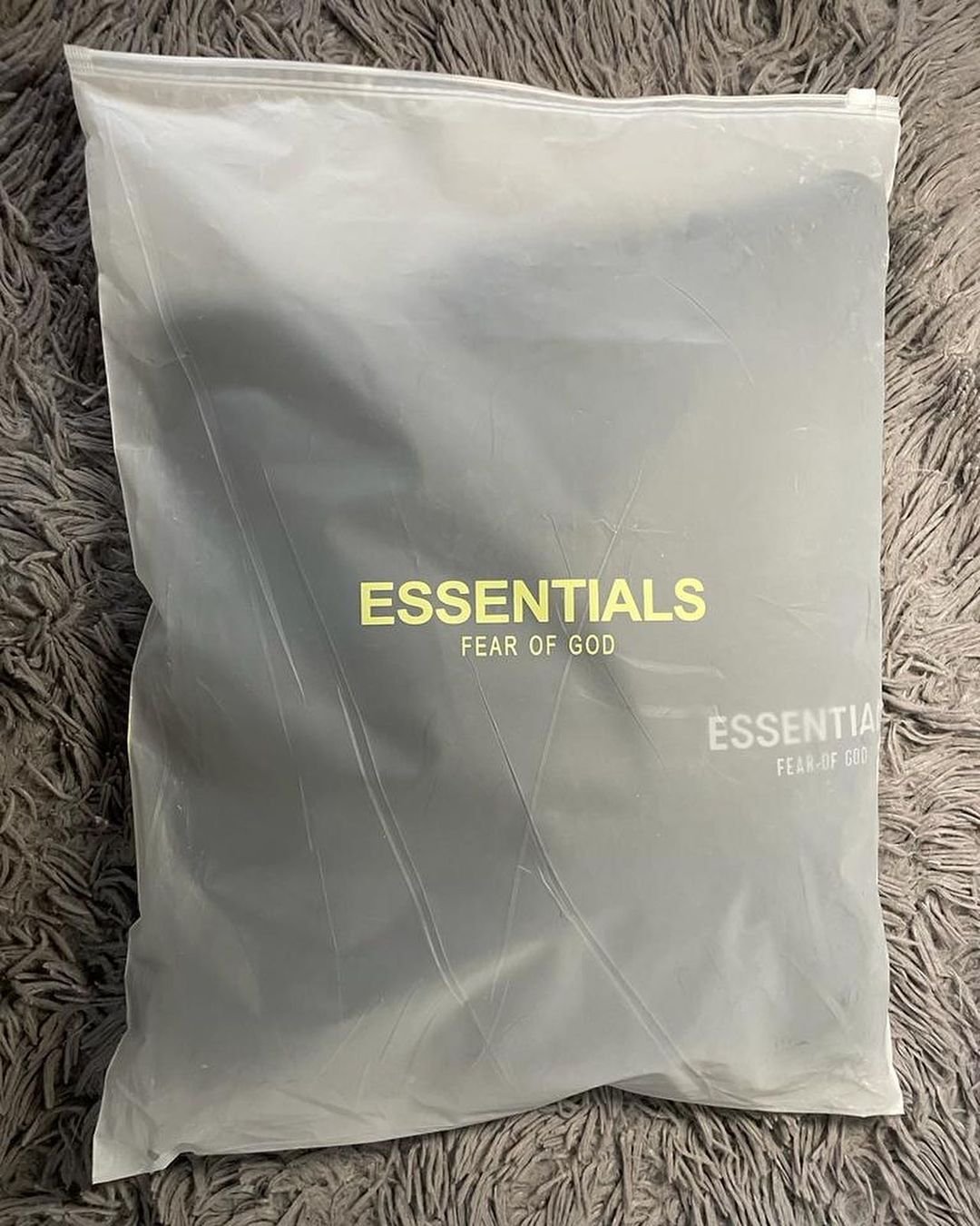 Essential hoodie pallets - Image 4