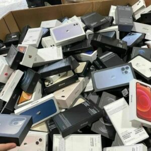 Alternative view of MIX IPHONE PALLETS